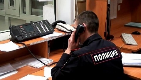 В Березниках полицейские раскрыли грабеж сотового телефона у несовершеннолетнего